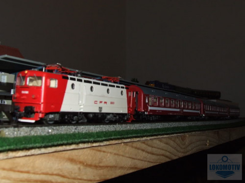 DSCF7893.jpg