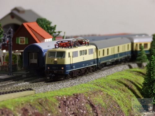 DSCF9401.jpg