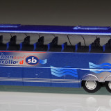 Glas_Schon_Brullard_Neoplan_Starliner-2