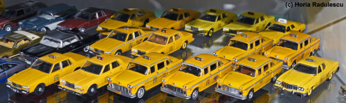 64 US 10 NYC Cabs