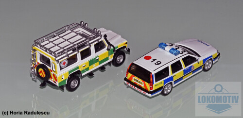 64 GB Battenberg Police Volvo 850 Tarmac Search Rescue Land Rover 110 MiniGT (2)