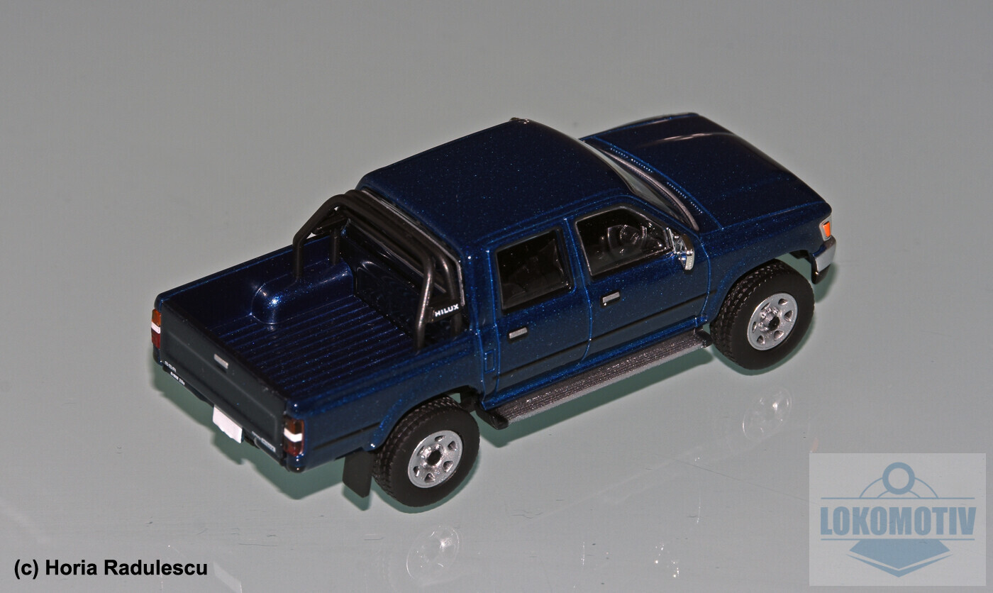64-Toyota-Hilux-4WD-DoubleCab-95-TLV-Neo-2.jpg